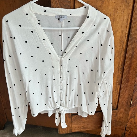 Rails Sloane shirt, white with black heart - Picture 5 of 5
